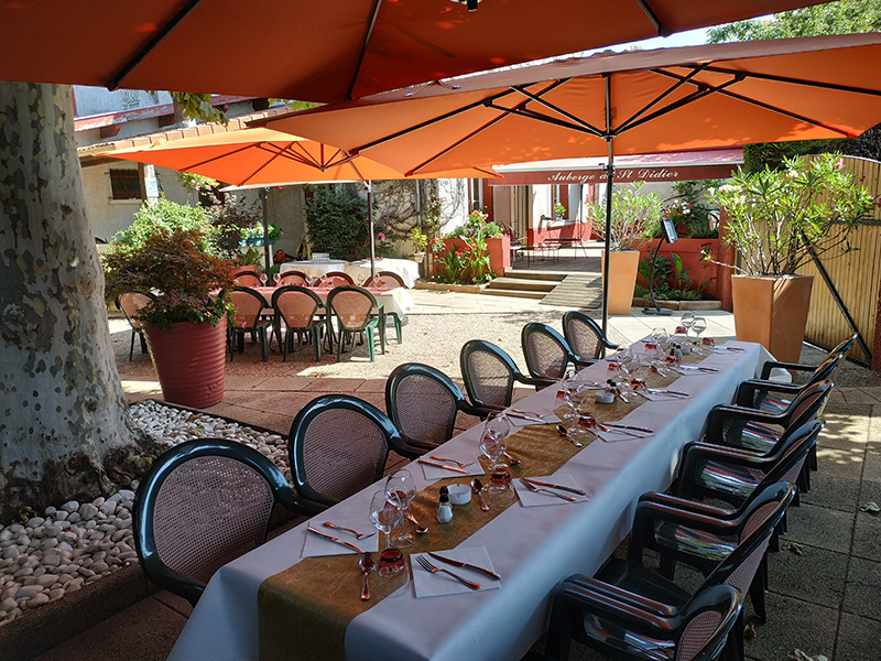 Auberge de Saint-Didier - capacité terrasse